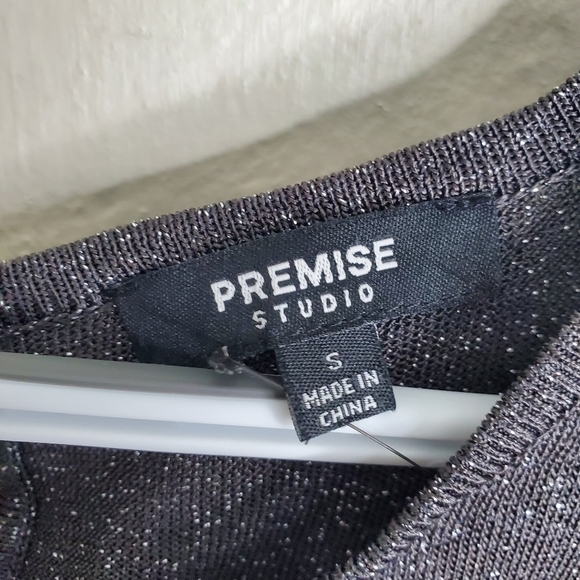 Premise Short Sleeve Sparkling Women's Small Top - Picture 5 of 8